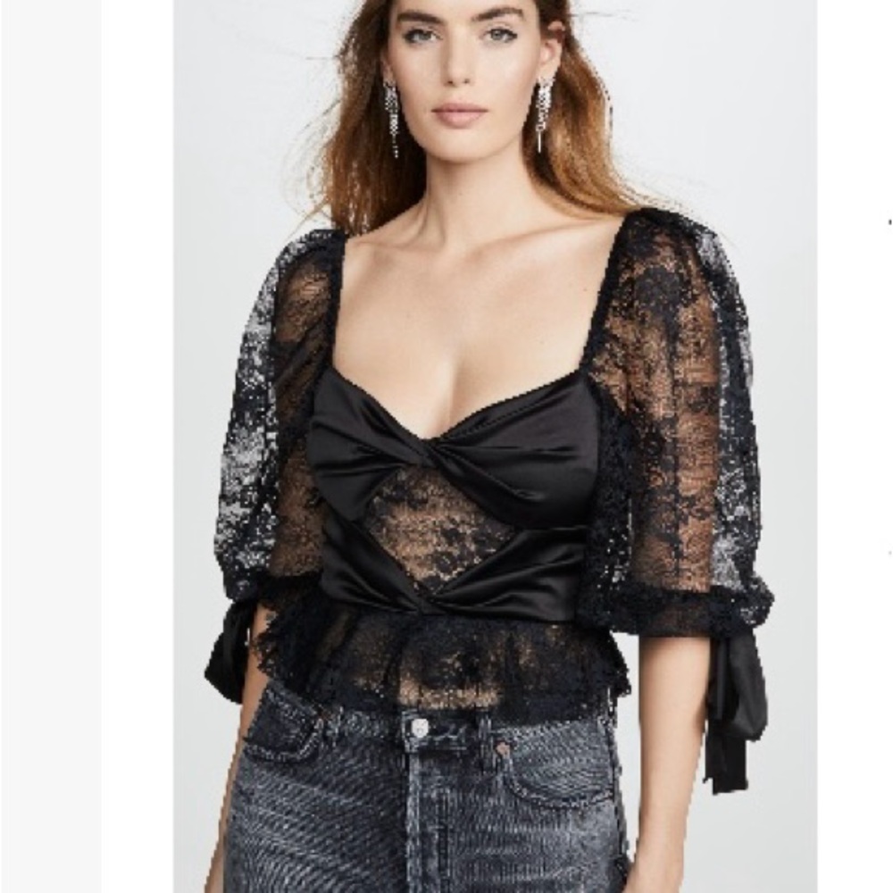 FOR LOVE & LEMONS, Lace top 🖤
